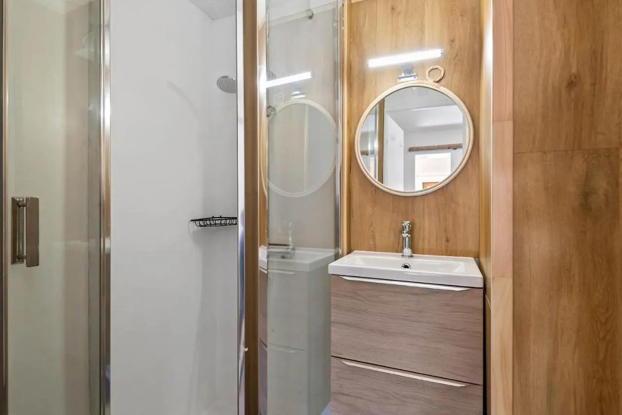 Smartstay Altineige - Val Thorens 0*,